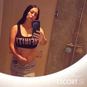 Alexandra36